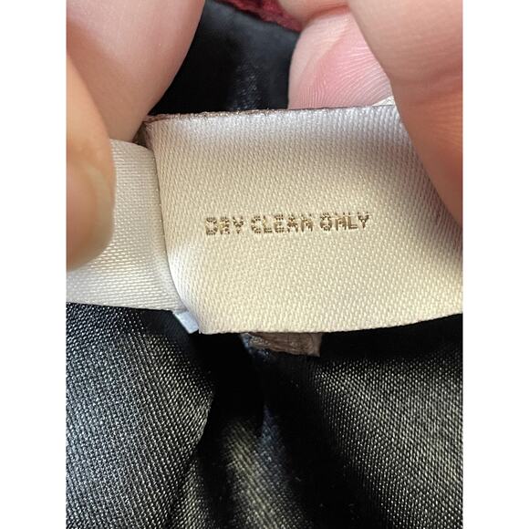 Chicos Jacket Womens Size 1 Red Embroidered Sequin Dressy Evening Blazer - Picture 7 of 8